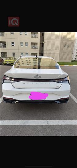 هیوندای ئەلەنترا